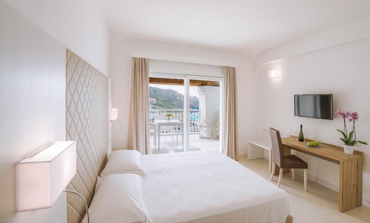 Hotel Moresco Санта-Тереза-Галлура Екстер'єр фото