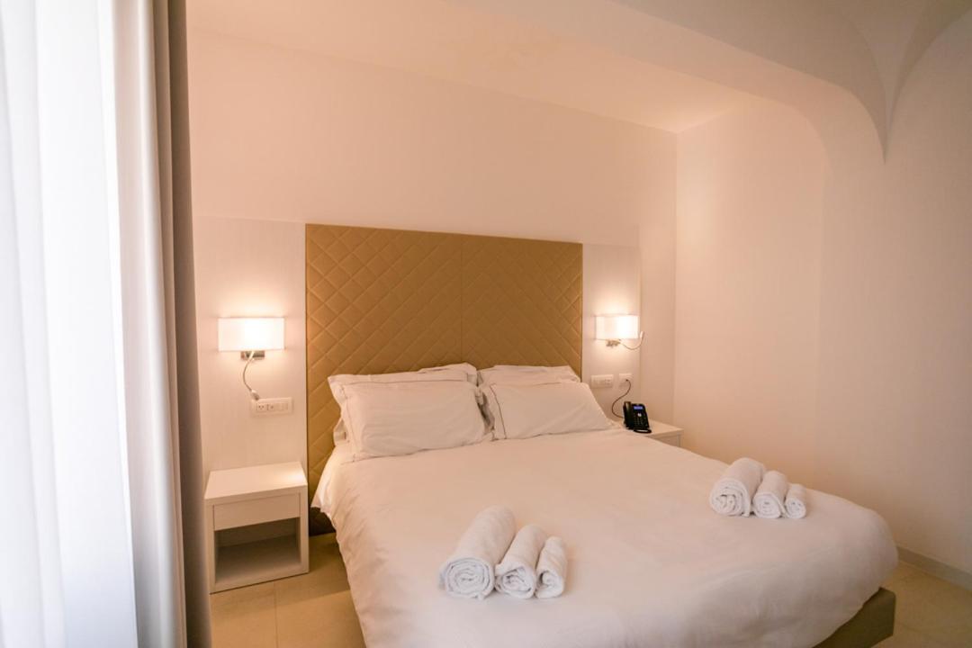 Hotel Moresco Санта-Тереза-Галлура Екстер'єр фото
