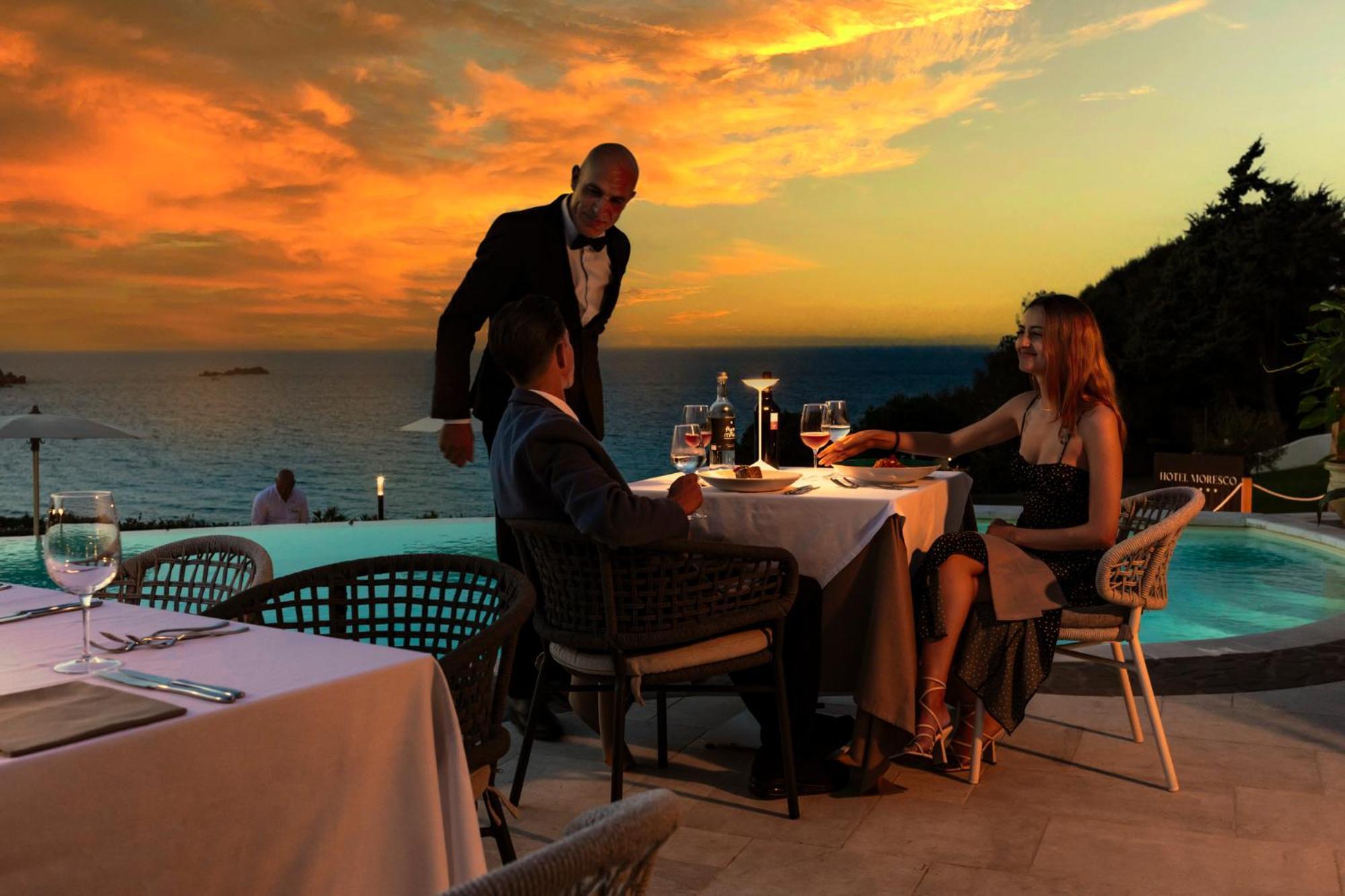 Hotel Moresco Санта-Тереза-Галлура Екстер'єр фото